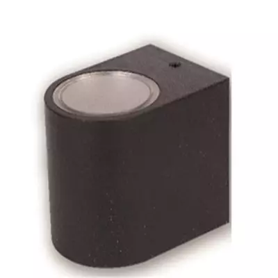 /resimler/cacheweb/urunler/plastik_tek_yonlu_duvar_silindir_aplik_siyah_(ampul_dahil)1_9307.webp?v=638792815019748582